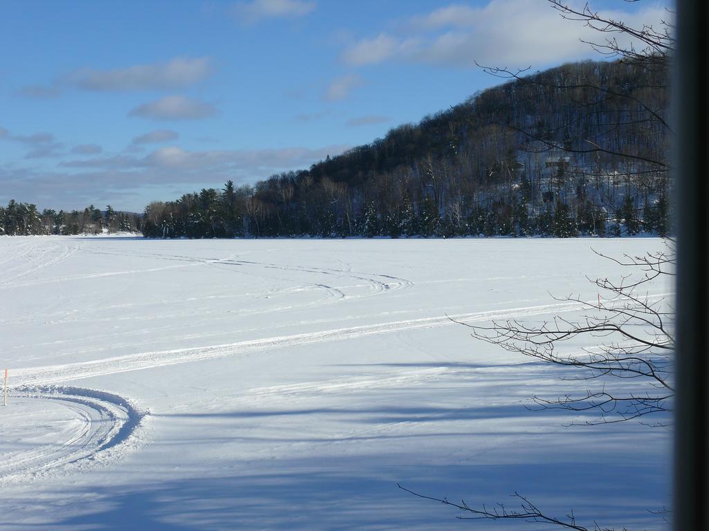 Auberge Du Lac Morency Saint Hippolyte Zewnętrze zdjęcie